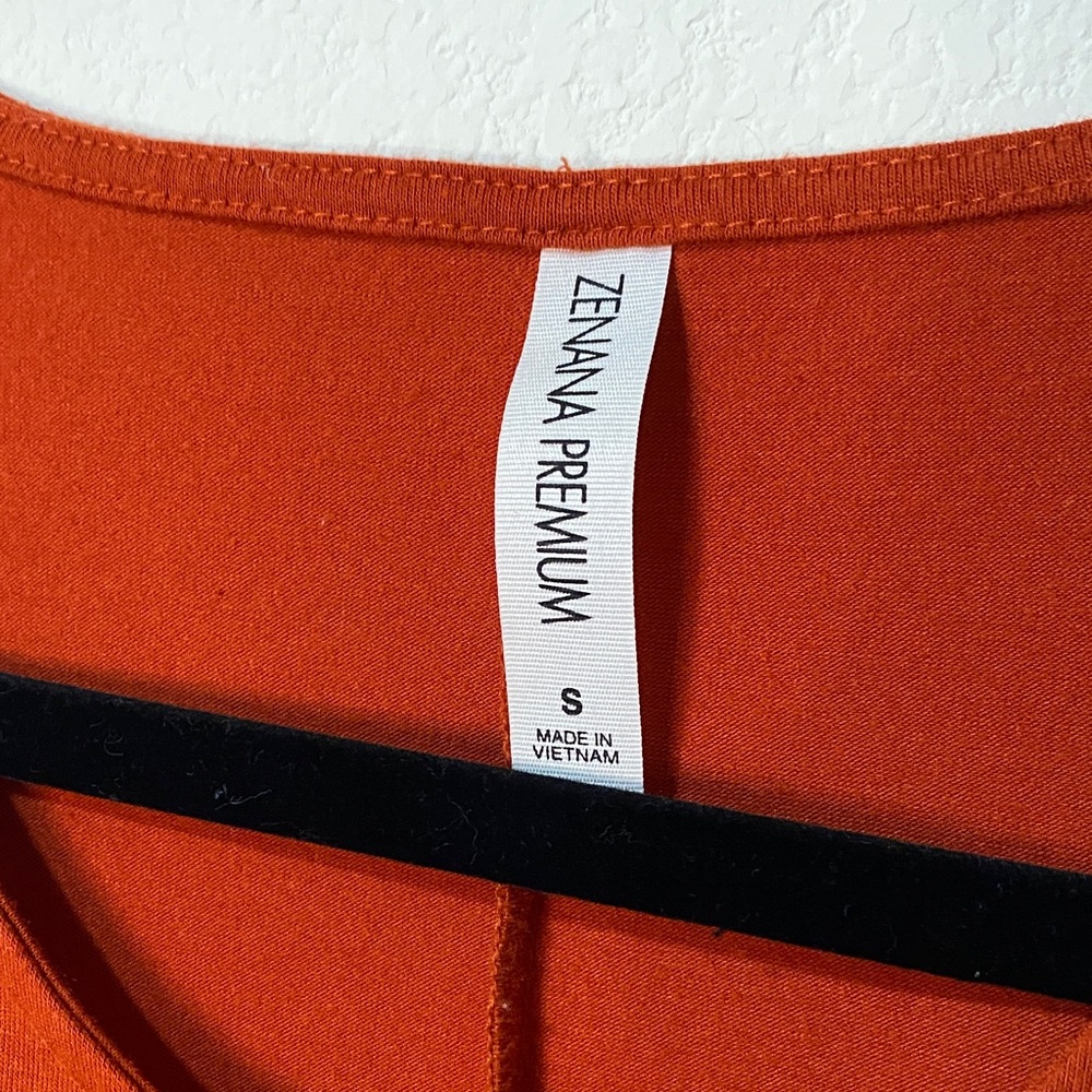 Terracotta Rust Sleeveless Tank Top - Picture 2 of 5